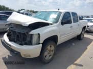 ✅ 2011 Chevrolet Silverado 1500 LTZ • VIN: 3GCPKTE33BG175970 • Lot: 43252945. Wystawiony na IAAI z przebiegiem 243 325 mil. Bezpłatny archiwum sprzedaży aukcyjnych z USA i szczegółowy raport historii pojazdu na DreamBid. Zdjęcie 2.