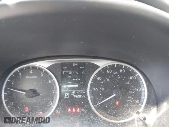 ✅ 2021 Nissan Kicks S • VIN: 3N1CP5BV4ML465214 • Lot: 43170752. Listed on IAAI with 74,284 mi. Free auction sales archive from the USA and detailed vehicle history report at DreamBid. Image 7.