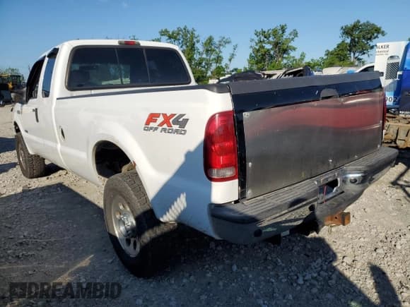 ✅ 2005 Ford F-350 XL • VIN: 1FTWX31P55EC73707 • Lot: 57129285. Wystawiony na Copart z przebiegiem 150 153 mil. Bezpłatny archiwum sprzedaży aukcyjnych z USA i szczegółowy raport historii pojazdu na DreamBid. Zdjęcie 2.