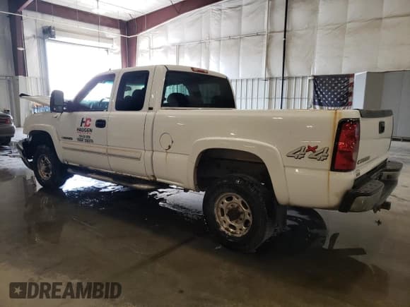 ✅ 2006 Chevrolet Silverado 2500HD Work Truck • VIN: 1GCHK29U66E132156 • Lot: 75212864. Wystawiony na Copart z przebiegiem 211 570 mil. Bezpłatny archiwum sprzedaży aukcyjnych z USA i szczegółowy raport historii pojazdu na DreamBid. Zdjęcie 2.