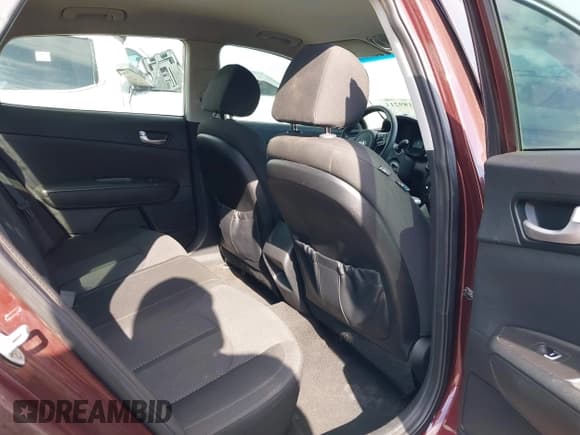 ✅ 2017 Kia Optima LX • VIN: 5XXGT4L37HG140947 • Лот: 43189211. Опубликован ранее на IAAI с пробегом 128 303 миль. Бесплатный доступ к архиву аукционных продаж из США и подробный отчёт об истории автомобиля на DreamBid. Изображение 8.