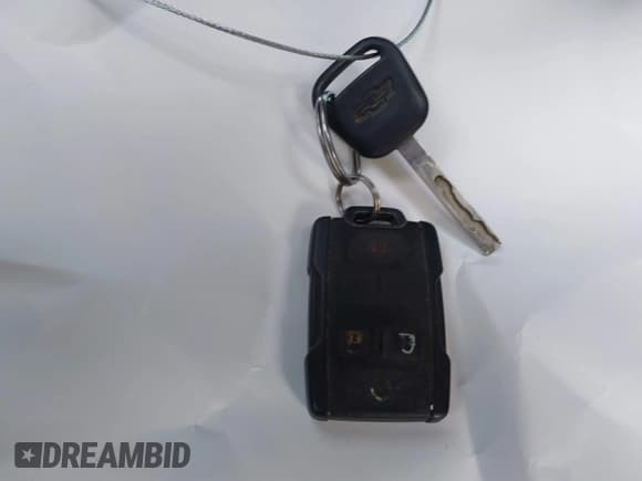 ✅ 2015 Chevrolet Silverado 2500HD LT • VIN: 1GC1KVEGXFF161303 • Lot: 41533039. Wystawiony na IAAI z przebiegiem 249 505 mil. Bezpłatny archiwum sprzedaży aukcyjnych z USA i szczegółowy raport historii pojazdu na DreamBid. Zdjęcie 11.