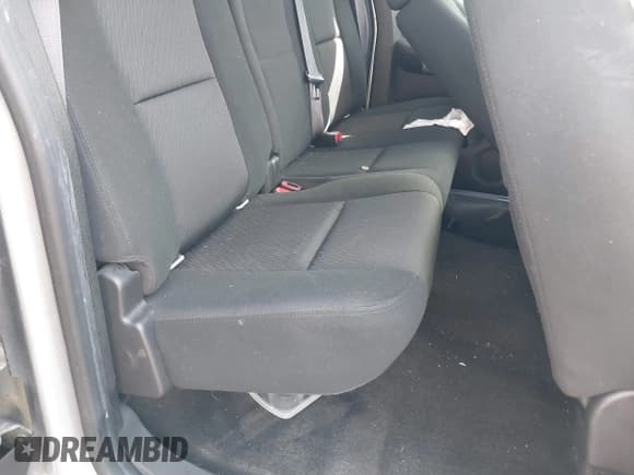 ✅ 2011 Chevrolet Silverado 1500 LT • VIN: 1GCRKSE39BZ378803 • Lot: 41406822. Listed on IAAI with 110,728 mi. Free auction sales archive from the USA and detailed vehicle history report at DreamBid. Image 8.