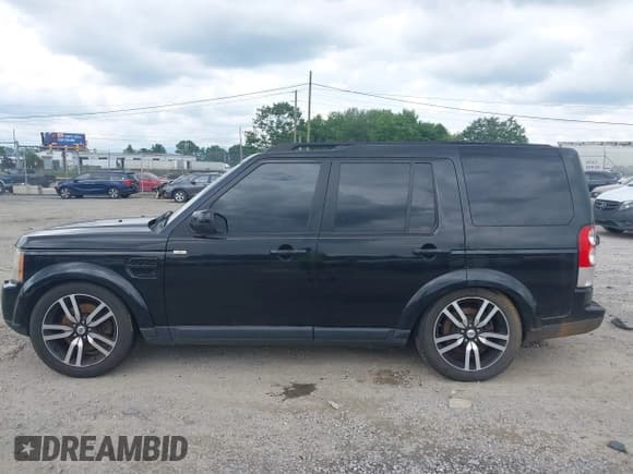 ✅ 2011 Land Rover LR4 HSE • VIN: SALAG2D40BA583460 • Lot: 42795572. Listed on IAAI with 152,303 mi. Free auction sales archive from the USA and detailed vehicle history report at DreamBid. Image 14.