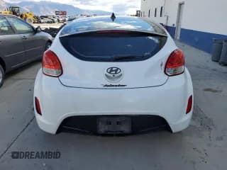✅ 2014 Hyundai Veloster • VIN: KMHTC6AD4EU196223 • Lot: 75831184. Wystawiony na Copart z przebiegiem 106 090 mil. Bezpłatny archiwum sprzedaży aukcyjnych z USA i szczegółowy raport historii pojazdu na DreamBid. Zdjęcie 6.