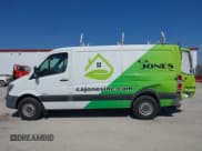 ✅ 2014 Mercedes-Benz Sprinter Cargo • VIN: WD3PE7DC1E5896648 • Lot: 41754532. Wystawiony na IAAI z przebiegiem 277 996 mil. Bezpłatny archiwum sprzedaży aukcyjnych z USA i szczegółowy raport historii pojazdu na DreamBid. Zdjęcie 14.