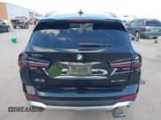 ✅ 2024 BMW X3 sDrive30i • VIN: 5UX43DP06R9T48723 • Lot: 43398810. Wystawiony na IAAI z przebiegiem 24 660 mil. Bezpłatny archiwum sprzedaży aukcyjnych z USA i szczegółowy raport historii pojazdu na DreamBid. Zdjęcie 16.