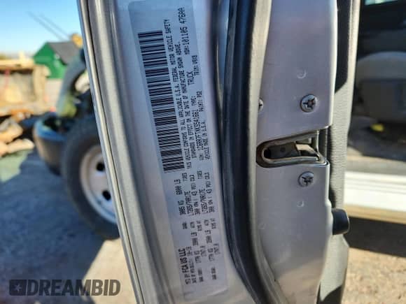 2019 Ram 1500 Express с VIN 1C6RR7FTXKS541661, выставлен на аукционе Copart как лот 86901505 с пробегом 181 465 миль миль и Списание • Salvage title. История ставок и продаж доступна на DreamBid. Изображение 13.