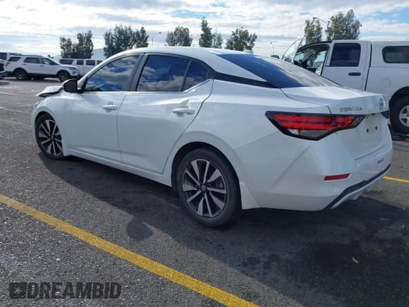 ✅ 2023 Nissan Sentra SV • VIN: 3N1AB8CV1PY302663 • Lot: 43247520. Listed on IAAI with 44,111 mi. Free auction sales archive from the USA and detailed vehicle history report at DreamBid. Image 3.