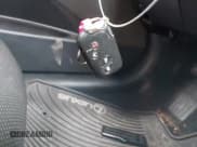 ✅ 2008 Lexus ES 330 • VIN: JTHBJ46G682253985 • Лот: 41254290. Опубликован ранее на IAAI с пробегом 203 906 миль. Бесплатный доступ к архиву аукционных продаж из США и подробный отчёт об истории автомобиля на DreamBid. Изображение 11.