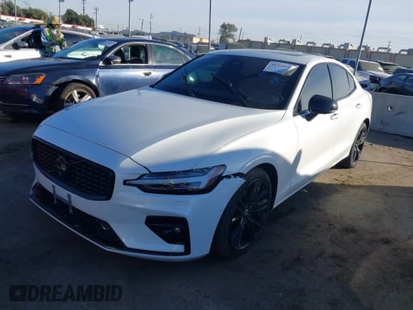 ✅ 2024 Volvo S60 Plus Black Edition • VIN: 7JRL12TH1RG294814 • Lot: 41324183. Listed on IAAI with 35,874 mi. Free auction sales archive from the USA and detailed vehicle history report at DreamBid. Image 2.