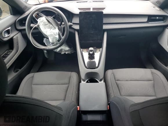 ✅ 2024 Polestar 2 • VIN: YSMFE3KA1RL213462 • Lot: 63157955. Wystawiony na Copart z przebiegiem 33 198 mil. Bezpłatny archiwum sprzedaży aukcyjnych z USA i szczegółowy raport historii pojazdu na DreamBid. Zdjęcie 8.