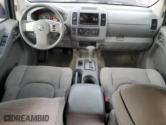 ✅ 2005 Nissan Frontier SE • VIN: 1N6AD07U45C422664 • Lot: 85315585. Wystawiony na Copart z przebiegiem 172 617 mil. Bezpłatny archiwum sprzedaży aukcyjnych z USA i szczegółowy raport historii pojazdu na DreamBid. Zdjęcie 8.