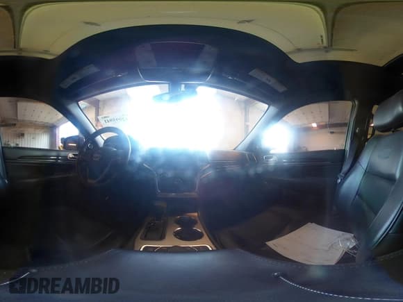 ✅ 2018 Jeep Grand Cherokee High Altitude • VIN: 1C4RJFCG6JC504276 • Лот: 42995941. Опубликован ранее на IAAI с пробегом 132 852 миль. Бесплатный доступ к архиву аукционных продаж из США и подробный отчёт об истории автомобиля на DreamBid. Изображение 18.