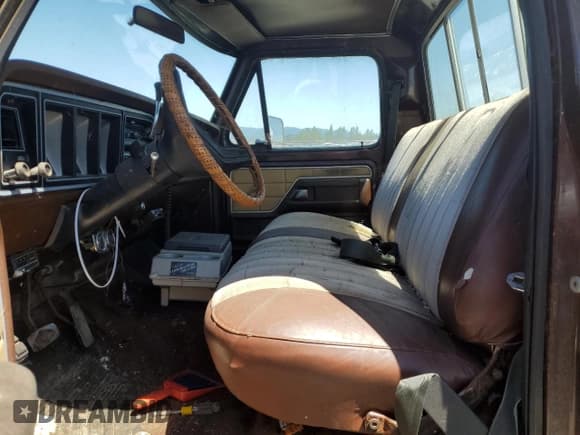 ✅ 1978 Ford F-150 • VIN: F25SRAG5931 • Лот: 59507825. Опубликован ранее на Copart с пробегом 30 987 миль. Бесплатный доступ к архиву аукционных продаж из США и подробный отчёт об истории автомобиля на DreamBid. Изображение 7.