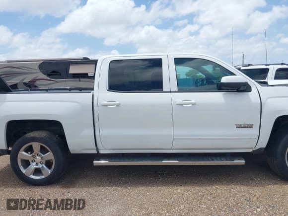 ✅ 2018 Chevrolet Silverado 1500 LT • VIN: 3GCPCREC3JG620979 • Лот: 42471879. Опубликован ранее на IAAI с пробегом 122 941 миль. Бесплатный доступ к архиву аукционных продаж из США и подробный отчёт об истории автомобиля на DreamBid. Изображение 14.