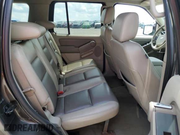 ✅ 2007 Ford Explorer XLT • VIN: 1FMEU73807UB44540 • Lot: 55228175. Wystawiony na Copart z przebiegiem Nie podano. Bezpłatny archiwum sprzedaży aukcyjnych z USA i szczegółowy raport historii pojazdu na DreamBid. Zdjęcie 11.