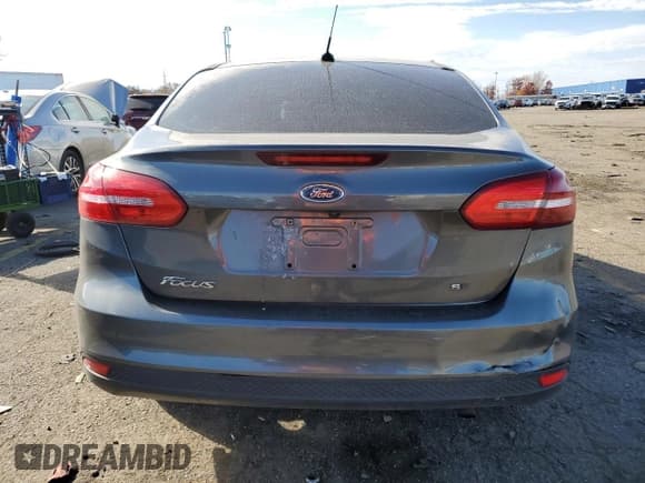 ✅ 2017 Ford Focus SE • VIN: 1FADP3F2XHL327982 • Lot: 91431365. Listed on Copart with 192,412 mi. Free auction sales archive from the USA and detailed vehicle history report at DreamBid. Image 6.