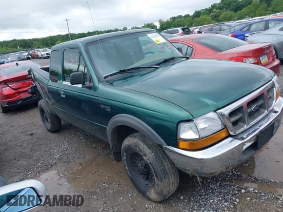 ✅ 1999 Ford Ranger XL • VIN: 1FTZR15V2XTB10127 • Lot: 42234353. Listed on IAAI with 145,009 mi. Free auction sales archive from the USA and detailed vehicle history report at DreamBid. Image 1.