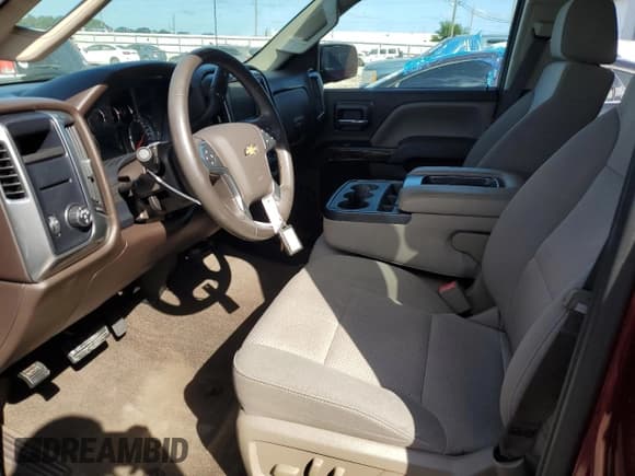 ✅ 2017 Chevrolet Silverado 1500 LT • VIN: 1GCRCREC5HZ294900 • Lot: 74692804. Wystawiony na Copart z przebiegiem 90 979 mil. Bezpłatny archiwum sprzedaży aukcyjnych z USA i szczegółowy raport historii pojazdu na DreamBid. Zdjęcie 7.