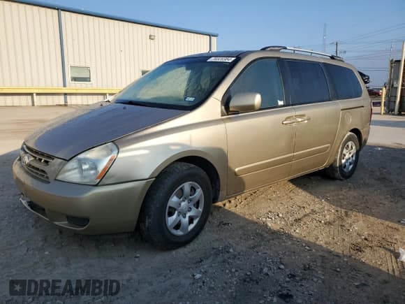 ✅ 2009 Kia Sedona LX • VIN: KNDMB233696294267 • Lot: 70320384. Listed on Copart with 276,205 mi. Free auction sales archive from the USA and detailed vehicle history report at DreamBid. Image 1.