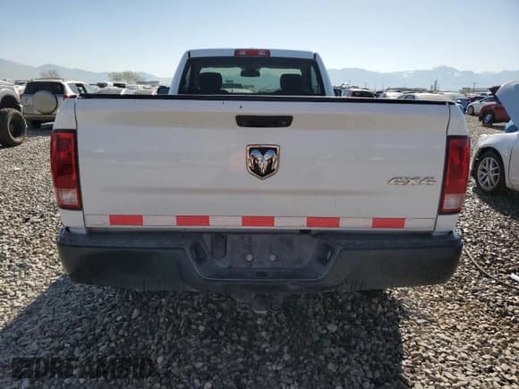 ✅ 2015 Ram 1500 Tradesman • VIN: 3C6JR7DM6FG554932 • Lot: 52973365. Listed on Copart with 125,468 mi. Free auction sales archive from the USA and detailed vehicle history report at DreamBid. Image 6.