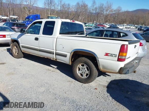 ✅ 2000 Chevrolet Silverado 1500 LS • VIN: 2GCEK19T3Y1345543 • Лот: 43701001. Опубликован ранее на IAAI с пробегом 279 389 миль. Бесплатный доступ к архиву аукционных продаж из США и подробный отчёт об истории автомобиля на DreamBid. Изображение 3.