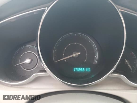 ✅ 2009 Chevrolet Malibu 1FL • VIN: 1G1ZG57B994224146 • Lot: 72519294. Listed on Copart with 178,988 mi. Free auction sales archive from the USA and detailed vehicle history report at DreamBid. Image 9.