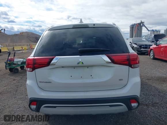 2020 Mitsubishi Outlander SE с VIN JA4AD3A34LZ034066, выставлен на аукционе IAAI как лот 43452420 с пробегом 104 533 миль миль и . История ставок и продаж доступна на DreamBid. Изображение 16.