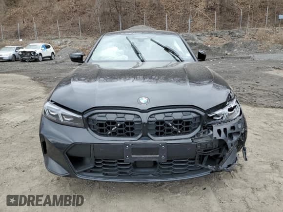 ✅ 2024 BMW 3 Series M340i xDrive • VIN: 3MW49FF05R8E49305 • Lot: 50401325. Wystawiony na Copart z przebiegiem Nie podano. Bezpłatny archiwum sprzedaży aukcyjnych z USA i szczegółowy raport historii pojazdu na DreamBid. Zdjęcie 5.