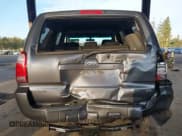 ✅ 2006 Toyota 4Runner SR5 • VIN: JTEBU14R160082479 • Lot: 43482438. Wystawiony na IAAI z przebiegiem 250 746 mil. Bezpłatny archiwum sprzedaży aukcyjnych z USA i szczegółowy raport historii pojazdu na DreamBid. Zdjęcie 6.