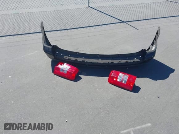 ✅ 2016 Jeep Patriot Sport • VIN: 1C4NJPBA4GD513465 • Лот: 43539715. Опубликован ранее на IAAI с пробегом 158 988 миль. Бесплатный доступ к архиву аукционных продаж из США и подробный отчёт об истории автомобиля на DreamBid. Изображение 12.