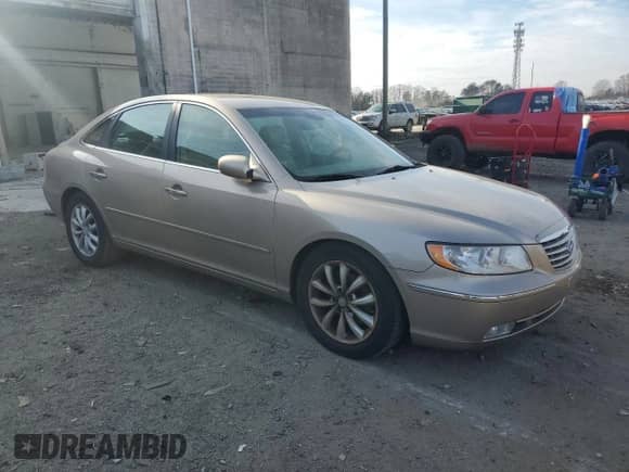 2006 Hyundai Azera SE с VIN KMHFC46F56A039489, выставлен на аукционе Copart как лот 86873074 с пробегом 88 264 миль миль и Чистый • Clean title. История ставок и продаж доступна на DreamBid. Изображение 4.