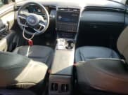 ✅ 2022 Hyundai Tucson Limited • VIN: 5NMJECAE1NH086069 • Lot: 71555604. Wystawiony na Copart z przebiegiem 22 335 mil. Bezpłatny archiwum sprzedaży aukcyjnych z USA i szczegółowy raport historii pojazdu na DreamBid. Zdjęcie 8.