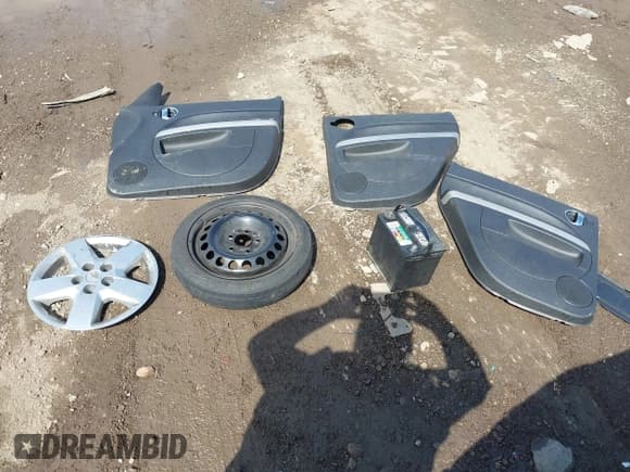 ✅ 2011 Chevrolet HHR 1LT • VIN: 3GNBABFW5BS502390 • Lot: 42081093. Listed on IAAI with 139,883 mi. Free auction sales archive from the USA and detailed vehicle history report at DreamBid. Image 12.