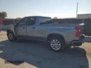 ✅ 2020 Chevrolet Silverado 1500 Custom • VIN: 1GCRWBEH7LZ362259 • Lot: 93015015. Wystawiony na Copart z przebiegiem Nie podano. Bezpłatny archiwum sprzedaży aukcyjnych z USA i szczegółowy raport historii pojazdu na DreamBid. Zdjęcie 2.