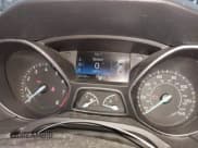 ✅ 2016 Ford Focus S • VIN: 1FADP3E26GL329731 • Lot: 43728008. Wystawiony na IAAI z przebiegiem 95 558 mil. Bezpłatny archiwum sprzedaży aukcyjnych z USA i szczegółowy raport historii pojazdu na DreamBid. Zdjęcie 7.