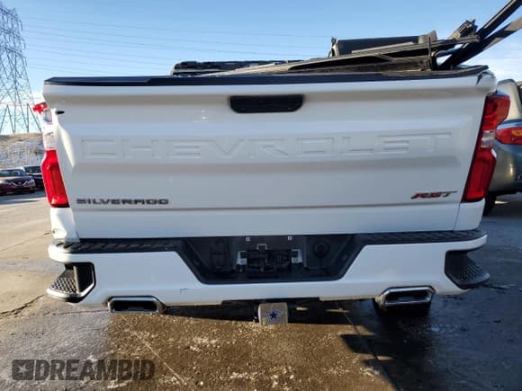 ✅ 2021 Chevrolet Silverado 1500 RST • VIN: 3GCUYEET7MG103346 • Lot: 89305765. Listed on Copart with 46,339 mi. Free auction sales archive from the USA and detailed vehicle history report at DreamBid. Image 6.
