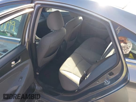 ✅ 2013 Hyundai Sonata GL • VIN: 5NPEB4ACXDH549780 • Lot: 41747499. Listed on IAAI with 154,880 mi. Free auction sales archive from the USA and detailed vehicle history report at DreamBid. Image 8.