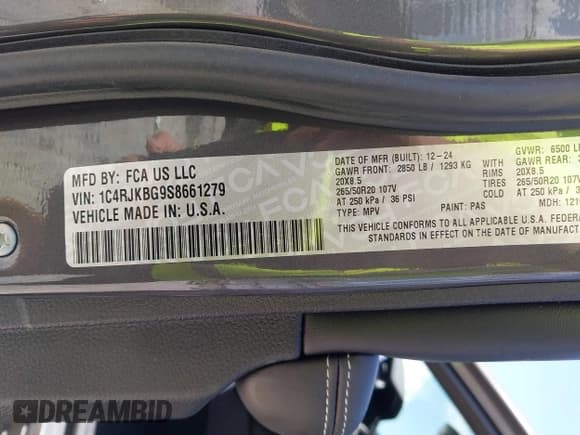 ✅ 2025 Jeep Grand Cherokee Limited • VIN: 1C4RJKBG9S8661279 • Lot: 42431910. Wystawiony na IAAI z przebiegiem 3 512 mil. Bezpłatny archiwum sprzedaży aukcyjnych z USA i szczegółowy raport historii pojazdu na DreamBid. Zdjęcie 9.