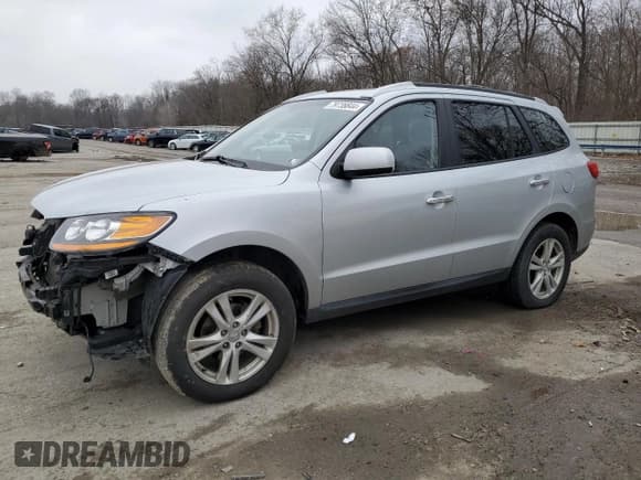 ✅ 2010 Hyundai Santa Fe Limited • VIN: 5NMSKDAG3AH383424 • Lot: 79738844. Listed on Copart with 174,729 mi. Free auction sales archive from the USA and detailed vehicle history report at DreamBid. Image 1.