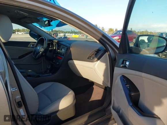 ✅ 2012 Kia Optima EX • VIN: 5XXGN4A7XCG010038 • Lot: 43835794. Listed on IAAI with 54,734 mi. Free auction sales archive from the USA and detailed vehicle history report at DreamBid. Image 5.