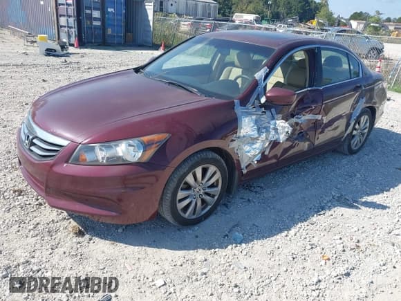✅ 2012 Honda Accord EX-L • VIN: 1HGCP2F83CA111983 • Лот: 43314578. Опубликован ранее на IAAI с пробегом 120 961 миль. Бесплатный доступ к архиву аукционных продаж из США и подробный отчёт об истории автомобиля на DreamBid. Изображение 2.
