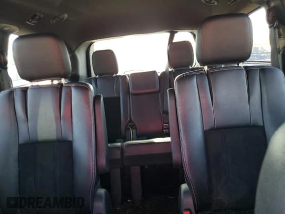 ✅ 2014 Dodge Grand Caravan SXT • VIN: 2C4RDGCG7ER274158 • Lot: 86880515. Wystawiony na Copart z przebiegiem 194 345 mil. Bezpłatny archiwum sprzedaży aukcyjnych z USA i szczegółowy raport historii pojazdu na DreamBid. Zdjęcie 10.