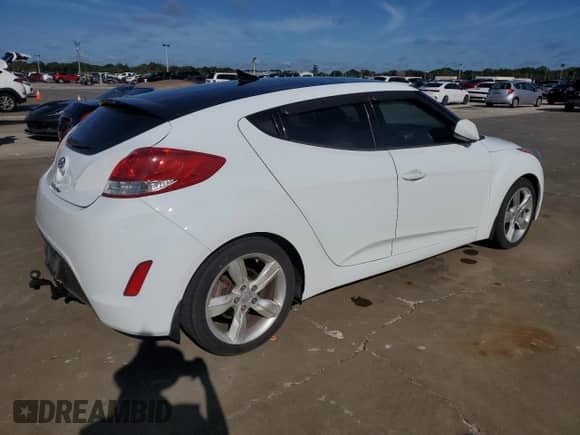 ✅ 2014 Hyundai Veloster • VIN: KMHTC6AD9EU183595 • Лот: 73932394. Размещён на Copart с пробегом Не указан миль. Получите бесплатный доступ к архиву аукционных продаж из США и посмотрите подробный отчёт об истории автомобиля на DreamBid. Изображение 3.