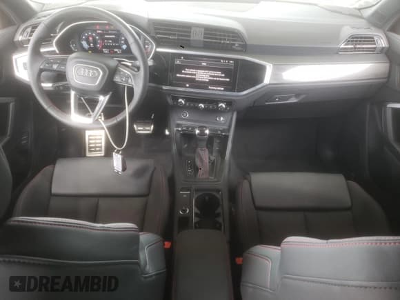 ✅ 2025 Audi Q3 S line Premium Plus • VIN: WA1EECF35S1046862 • Lot: 89723285. Wystawiony na Copart z przebiegiem 3 011 mil. Bezpłatny archiwum sprzedaży aukcyjnych z USA i szczegółowy raport historii pojazdu na DreamBid. Zdjęcie 8.