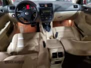 ✅ 2006 Volkswagen Jetta 2.5L • VIN: 3VWDF71K06M624182 • Lot: 86012054. Listed on Copart with 211,382 mi. Free auction sales archive from the USA and detailed vehicle history report at DreamBid. Image 8.