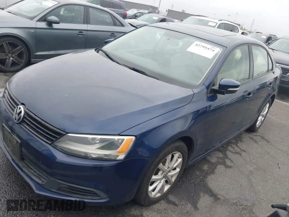 ✅ 2012 Volkswagen Jetta SE • VIN: 3VWDP7AJ3CM470888 • Lot: 42795474. Listed on IAAI with 149,625 mi. Free auction sales archive from the USA and detailed vehicle history report at DreamBid. Image 2.
