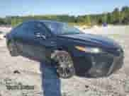 2020 Toyota Camry Hybrid SE z VIN 4T1J31AK3LU011990, wystawiony jako Copart lot #70181845 z przebiegiem 173 265 mil mil oraz Szkoda całkowita • Salvage title. Historia ofert i sprzedaży dostępna na DreamBid. Obrazek 4.