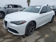✅ 2018 Alfa Romeo Giulia Ti Sport • VIN: ZARFAEEN8J7596983 • Лот: 42288356. Опубликован ранее на IAAI с пробегом 78 696 миль. Бесплатный доступ к архиву аукционных продаж из США и подробный отчёт об истории автомобиля на DreamBid. Изображение 17.